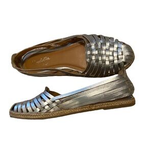 Seychelles silver leather huarache flats 8.5